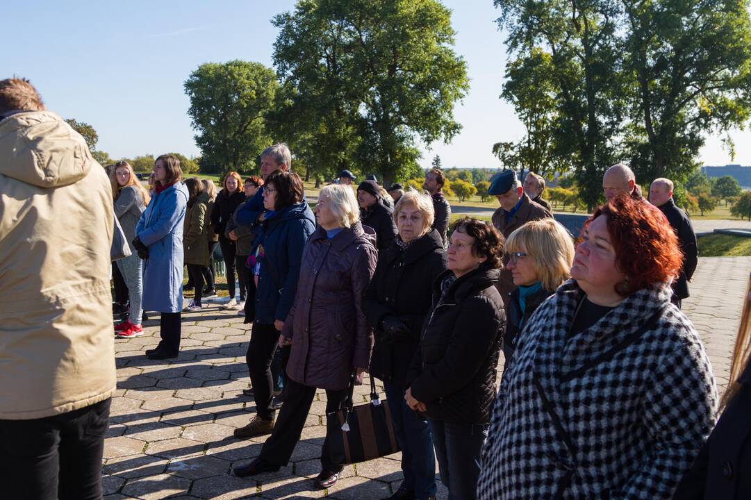 Pilietinė iniciatyva "Atminties kelias"
