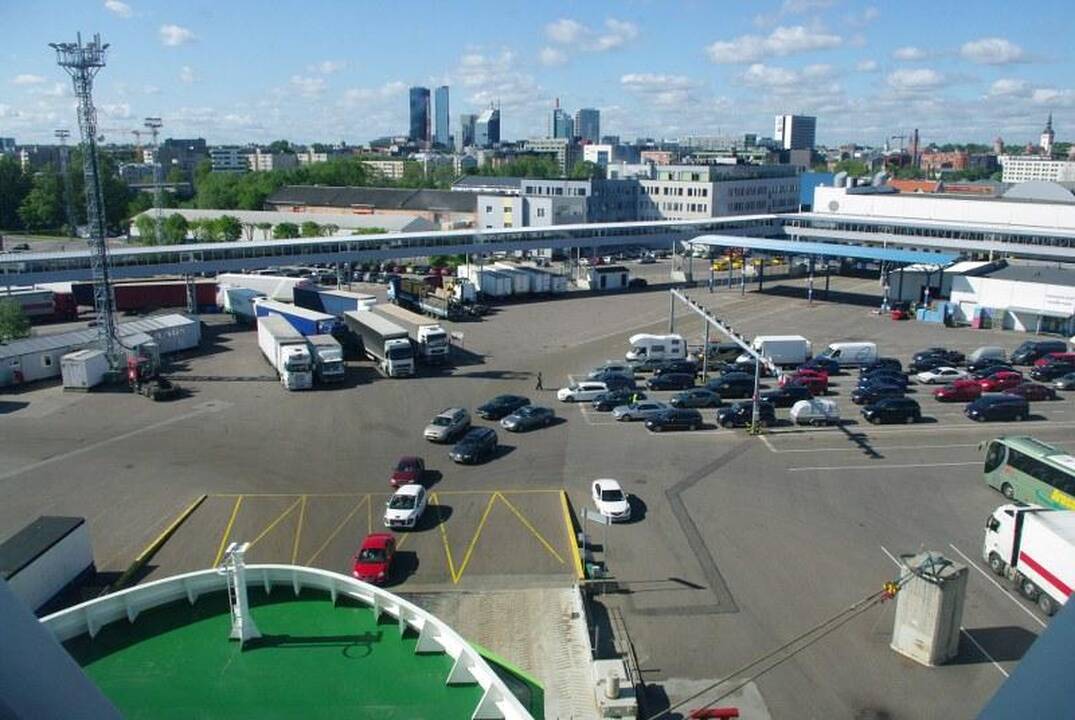 Rytinės Baltijos šalių uostai ir sumažėjus krovai skaičiuoja pelnus