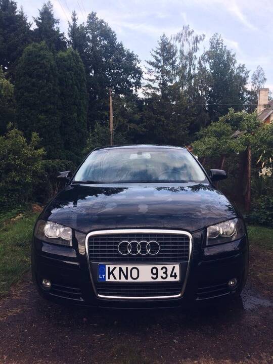 Iš daugiabučio kiemo Kaune pavogtas "Audi" automobilis