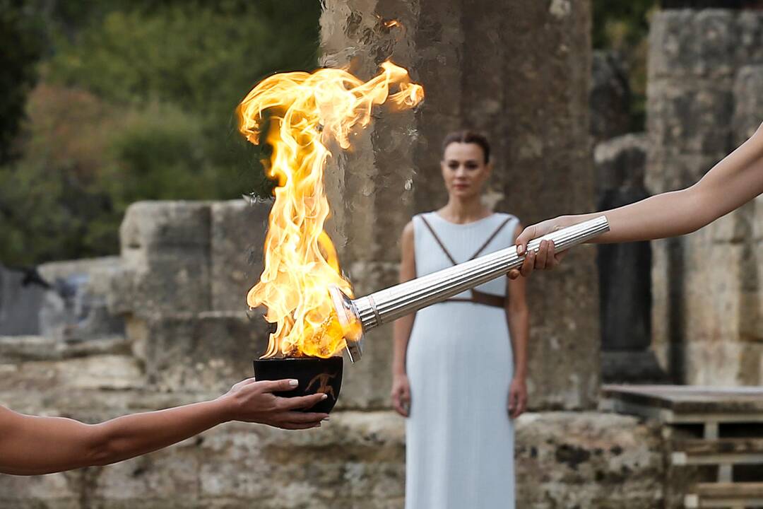 Graikijoje įžiebta 2018-ųjų žiemos olimpiados ugnis