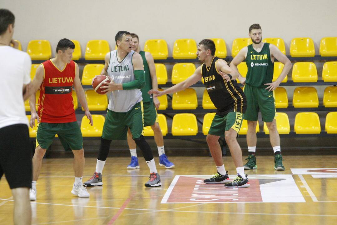 Krepšinio rinktinės treniruotė Palangoje
