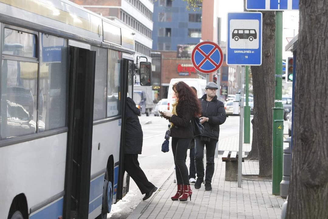 Klaipėdoje autobusas sužalojo keleivę