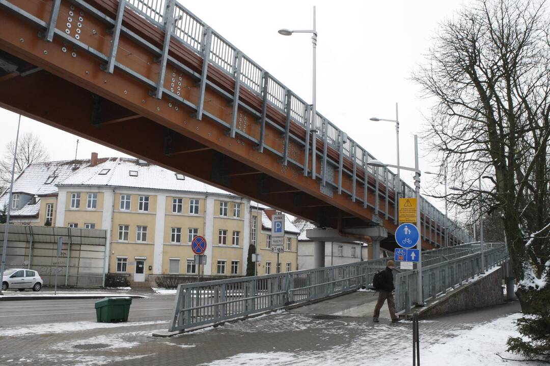 Pripažinimas: ir klaipėdiečiai, ir teismas yra įsitikinę, kad šis tiltas yra patogus ir saugus, o jį uždarius būtų pažeistos miesto gyventojų teisės.