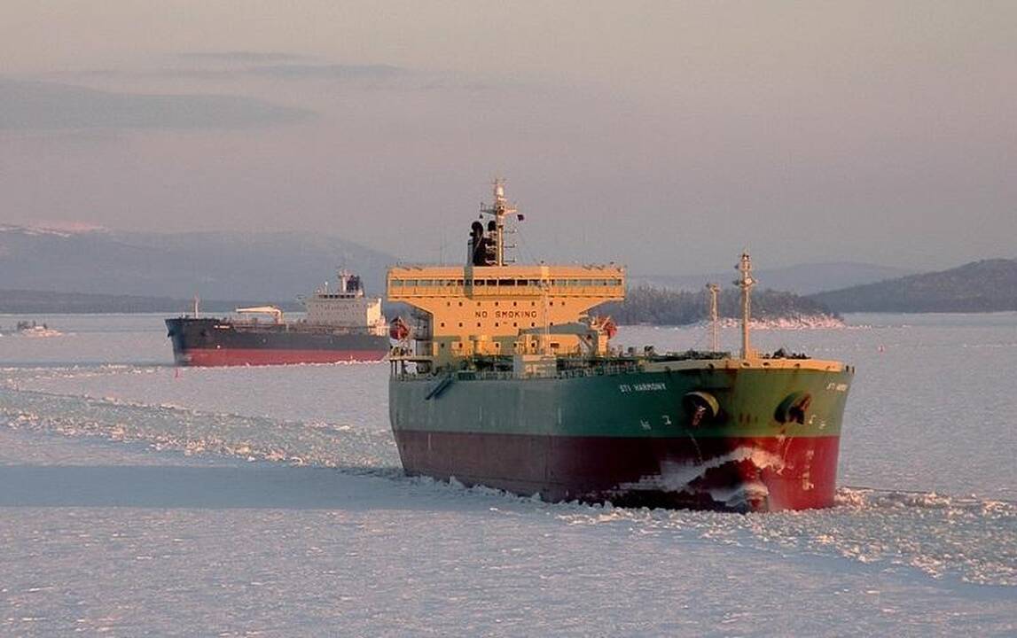 Nepasitvirtina: laivų karavanai Šiaurės kelyje nėra jau tokie dažni, kaip Rusijoje planuota.
