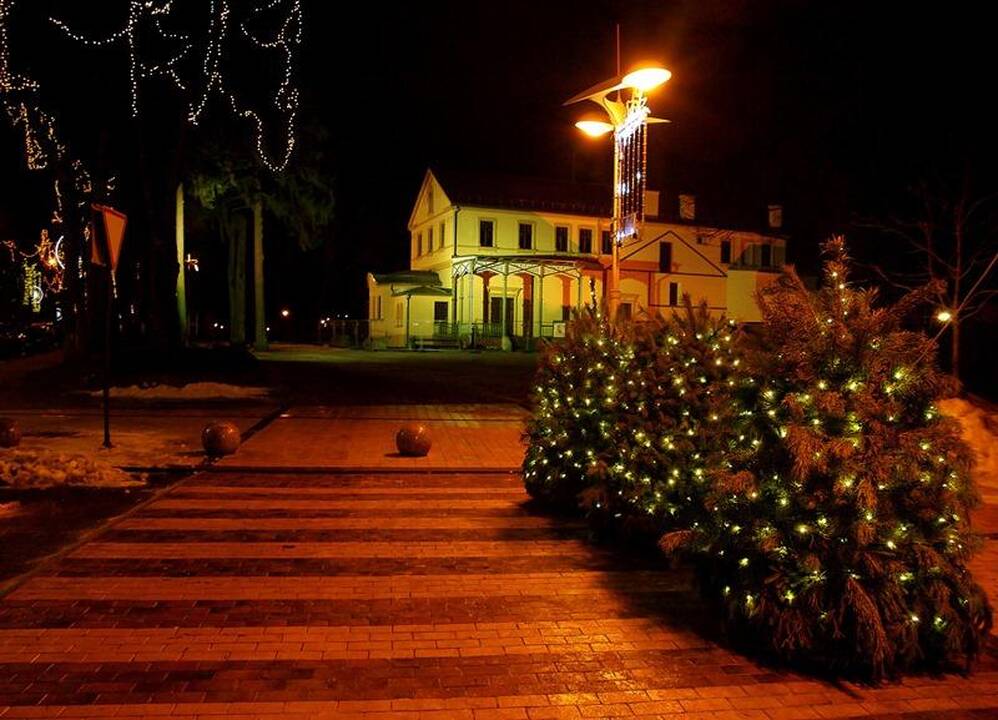 Kalėdoms besirengianti Palanga: tokios eglės Lietuva dar nematė