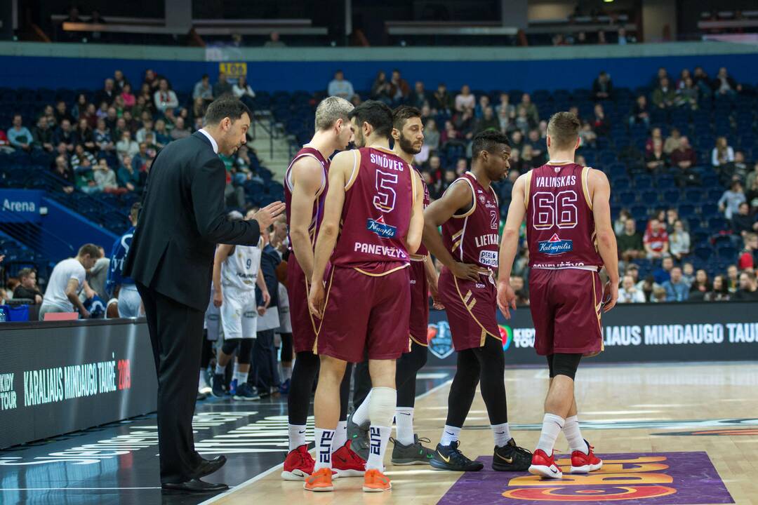Karaliaus Mindaugo taurė: "Lietkabelis" - "Neptūnas"