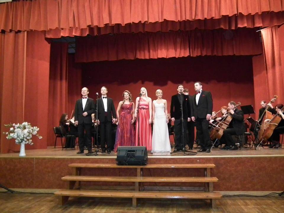 "Operetė Kauno pilyje" prasidėjo neapolietiškais akordais