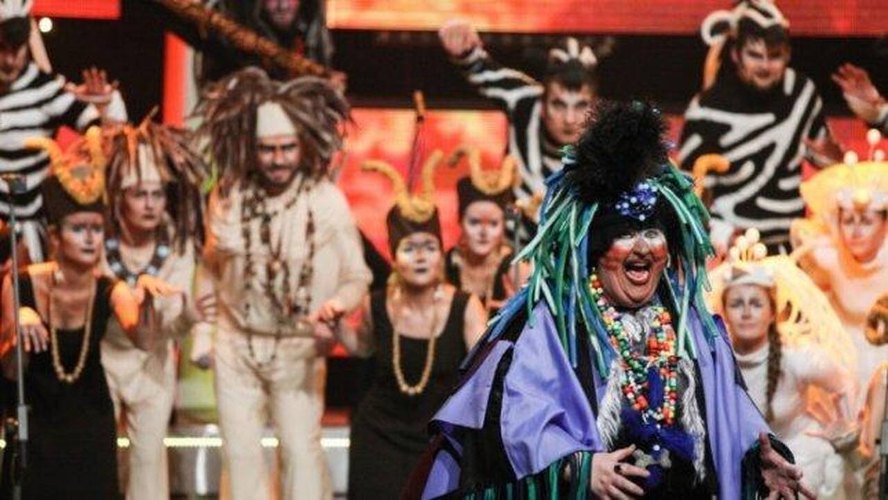 Chorų „Eurovizijoje“ skambėjo karšti Afrikos ir Amerikos ritmai