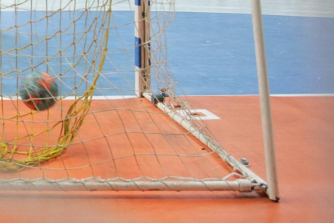 Uostamiesčio rankininkės iškopė į pusfinalį
