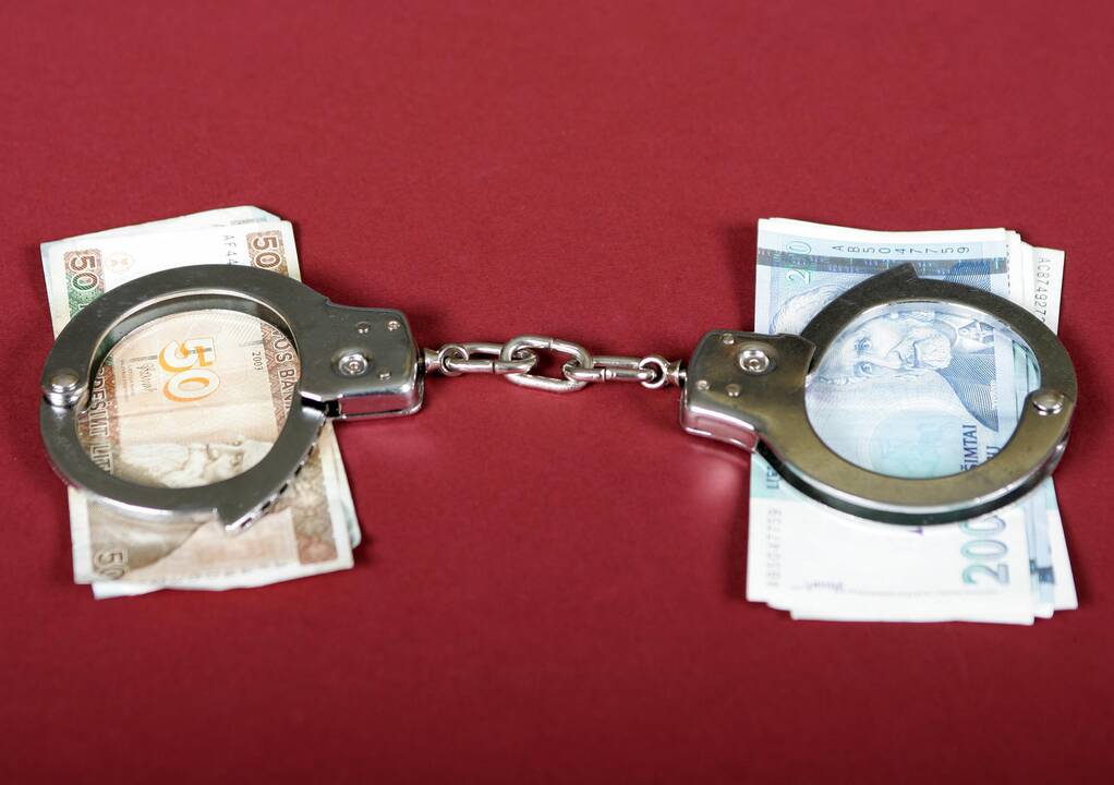 Įtariant kyšininkavimu sulaikytas pasienietis