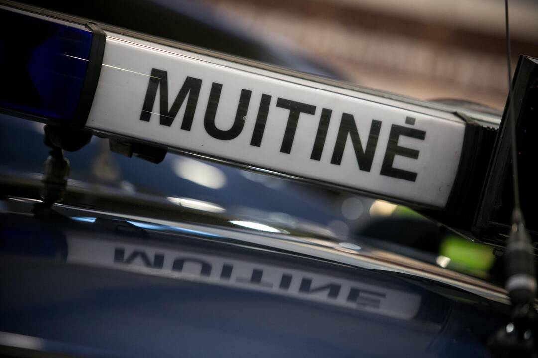 Muitinėms vadovams – valstybinės pareigūnų pensijos?