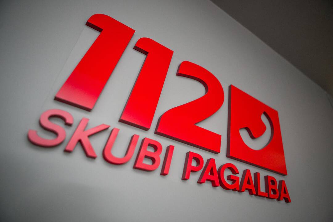 Molėtų rajone – avarija, prispausti žmonės išlaisvinti jau mirę