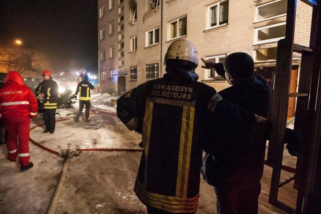 Socialinės rizikos šeimas tikrins ir ugniagesiai