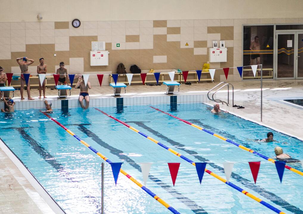 Nuo šio sekmadienio miesto baseinai dirbs be poilsio dienų