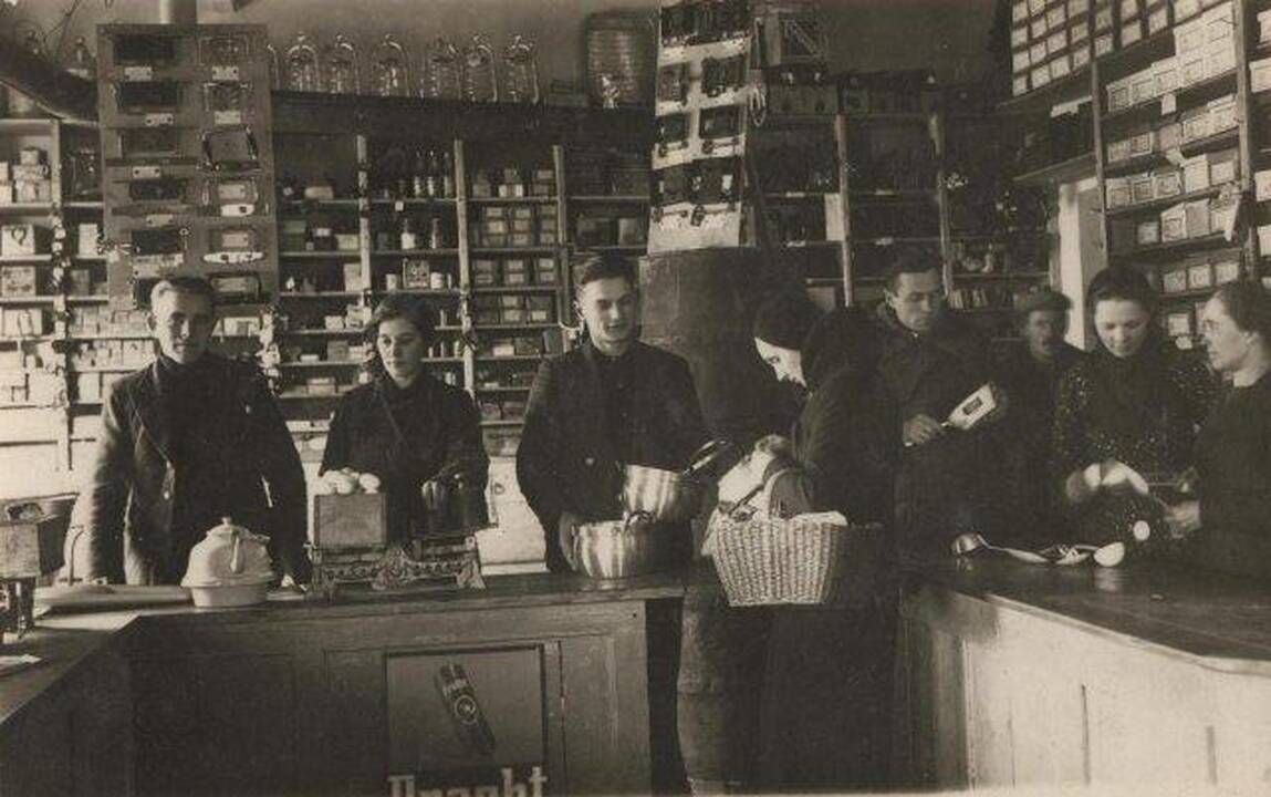Pirkėjai buvo laukiami dar saulei nepatekėjus