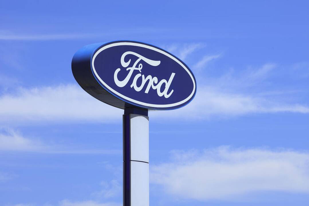 Naujasis „Ford Transit“ triumfavo arktinėse varžybose