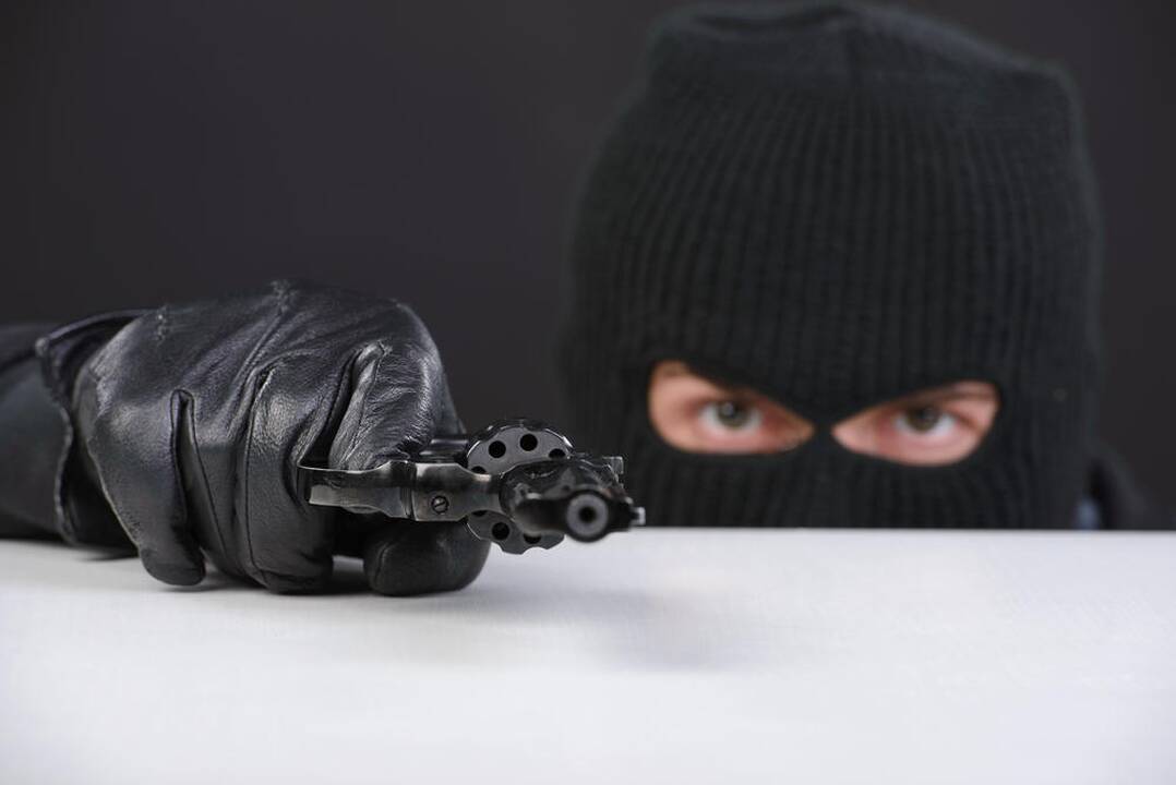 Uostamiestyje siautėjo kaukėti plėšikai