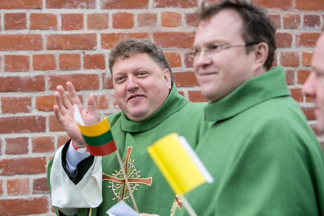 Popiežius Pranciškus meldėsi Santakos parke