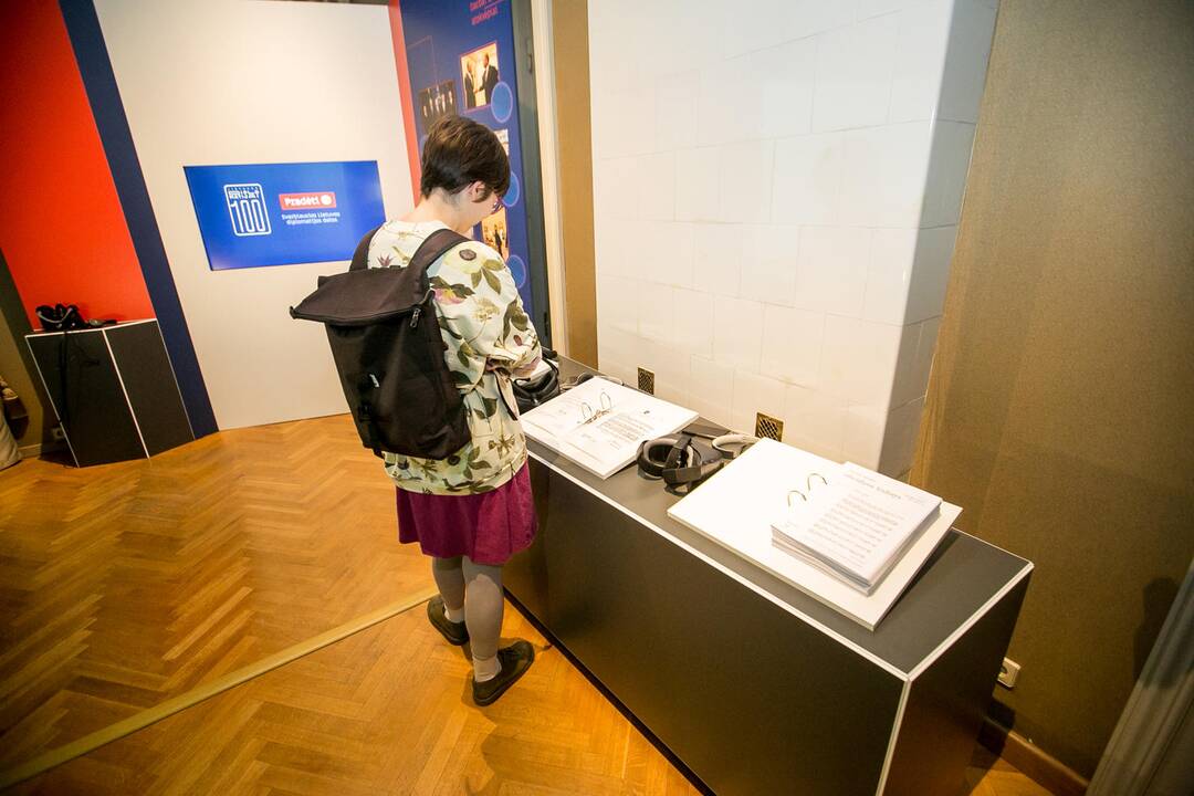 Parodos „Kuriančiajai Lietuvos diplomatijai – 100“ atidarymas