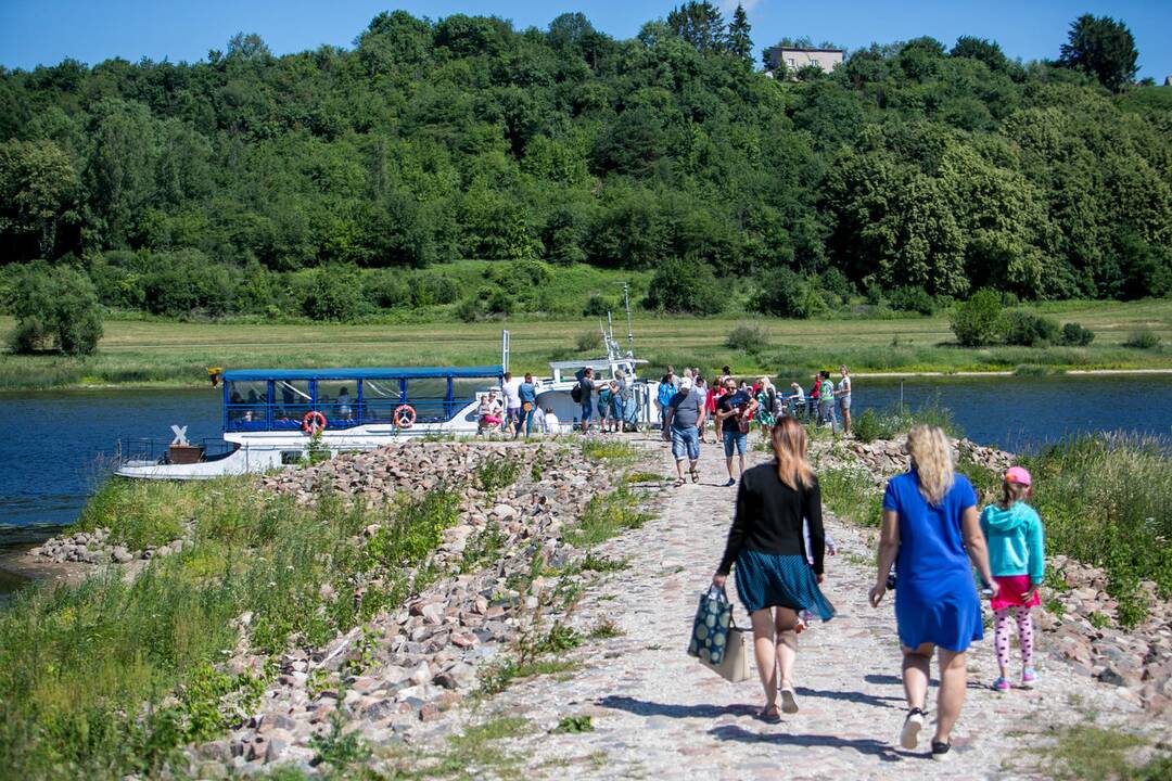 Po Kauno rajoną – laivu