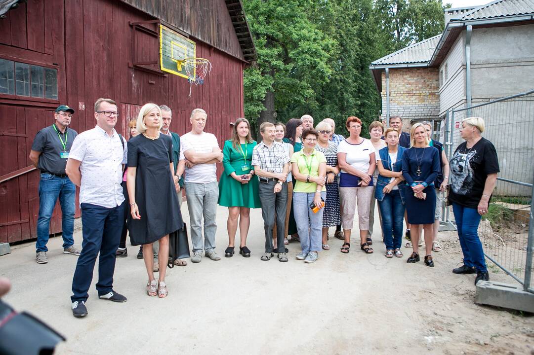 Zoologijos sode statoma gydykla