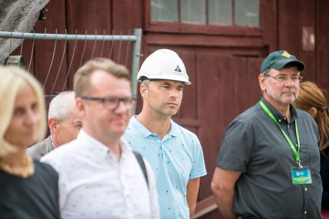 Zoologijos sode statoma gydykla
