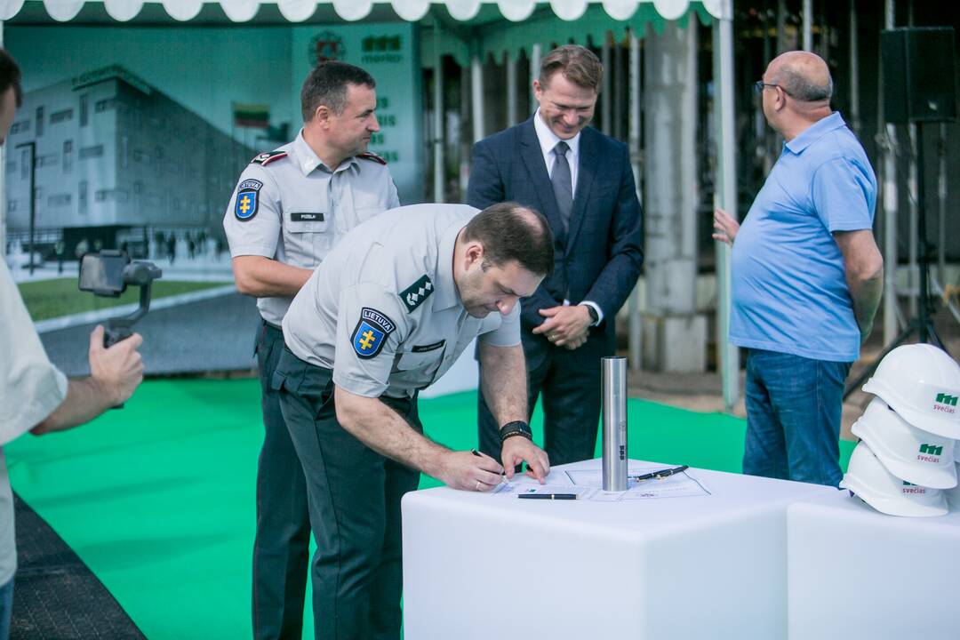 Naujojo policijos komisariato kapsulės įkasimas