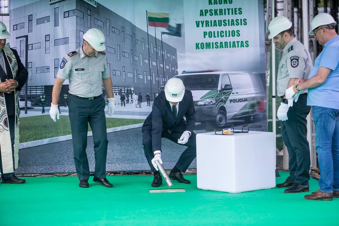 Naujojo policijos komisariato kapsulės įkasimas