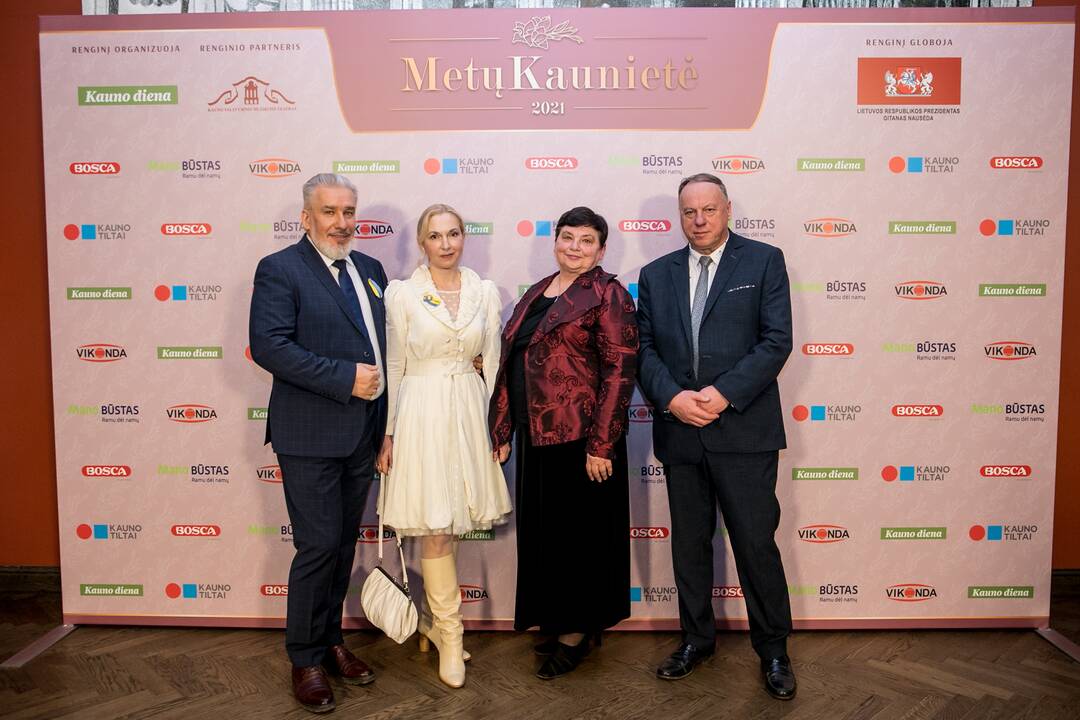 „Metų kaunietė 2021“ apdovanojimų svečiai