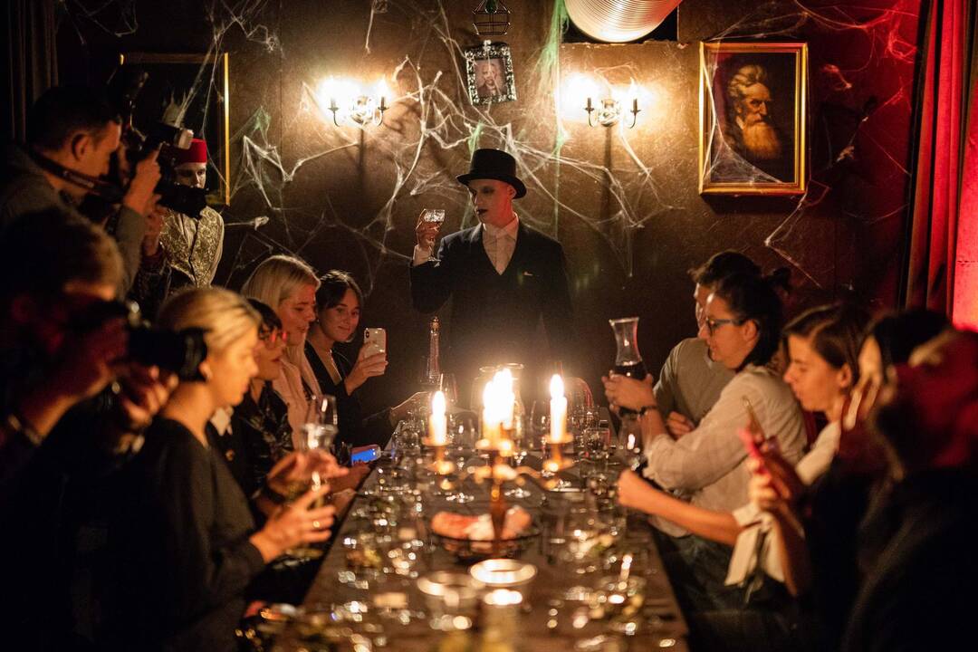 Šiurpą kelianti vakarienė „Haunted Dinner“