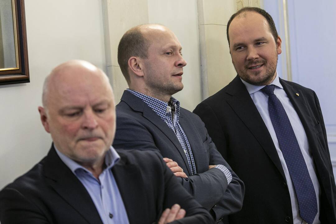 Diskusija Prezidentūroje apie mokesčių sistemą