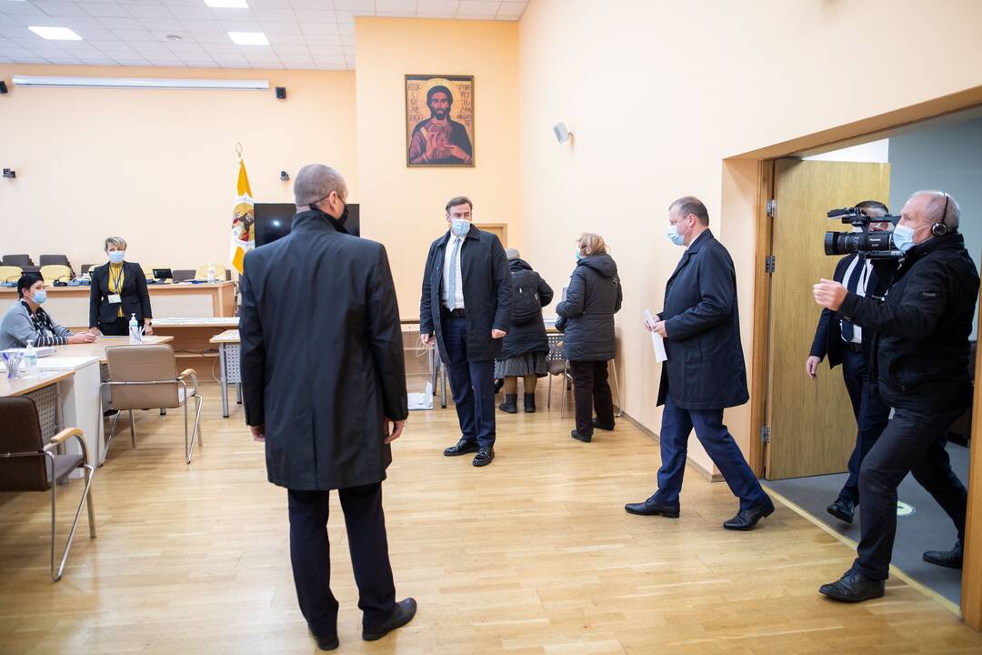 Prezidentas ir premjeras balsavo antrajame Seimo rinkimų ture