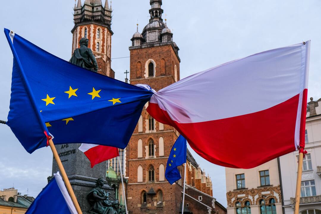 ES paskelbė Lenkijai naują ultimatumą