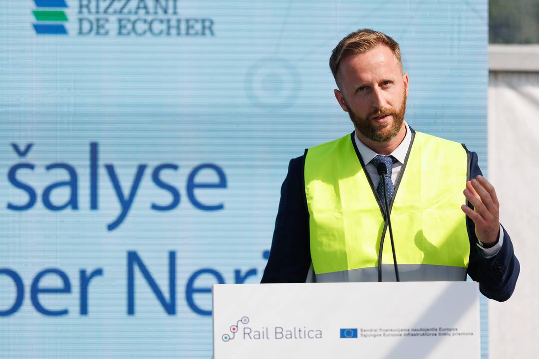 Jonavoje pradedamos geležinkelio tilto per Nerį statybos