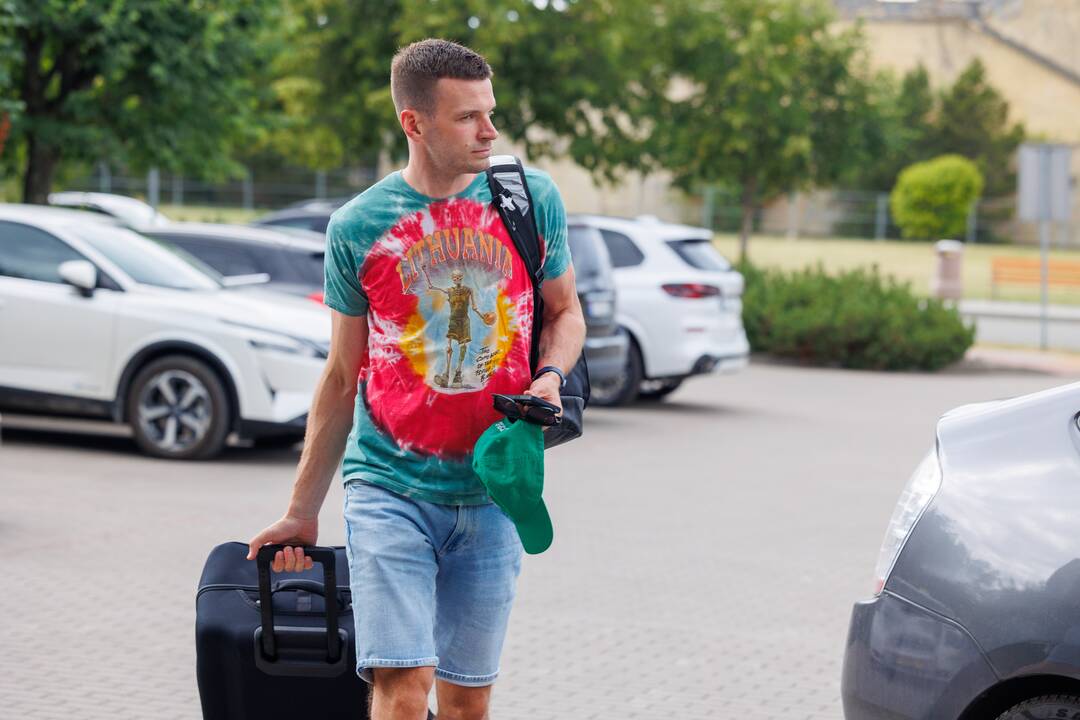 Lietuvos krepšinio rinktinės nariai renkasi į stovyklą