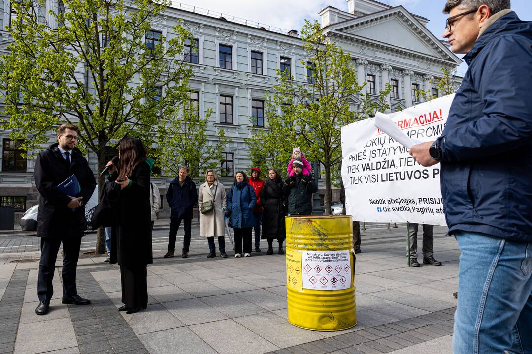 Piketas prie Ekonomikos ir inovacijų ministerijos