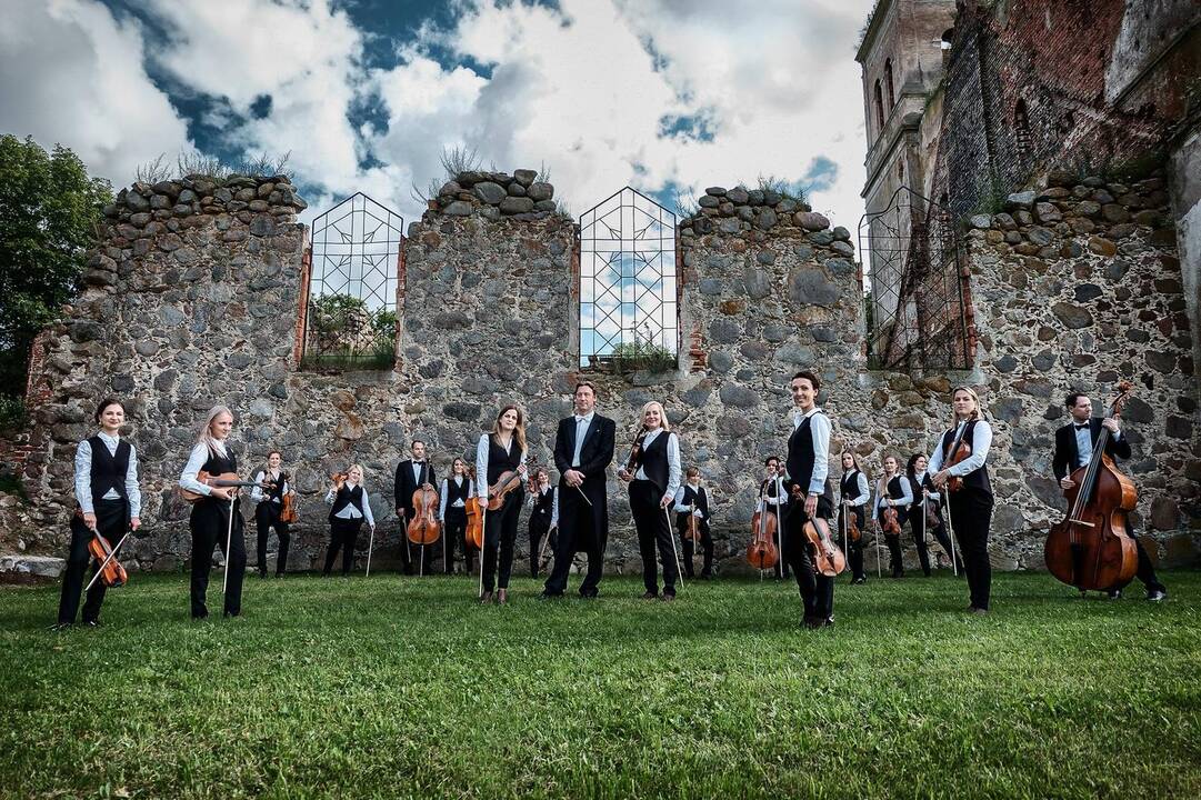 VDU kamerinio orkestro staigmenos