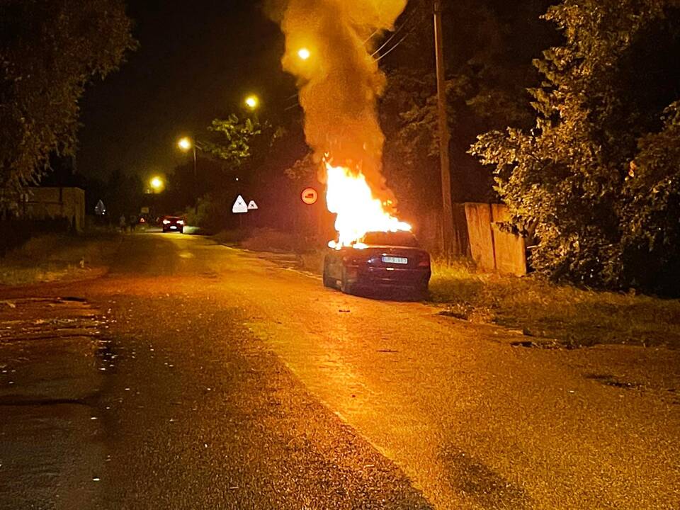 Klaipėdoje sudegė automobilis: įtariamas padegimas