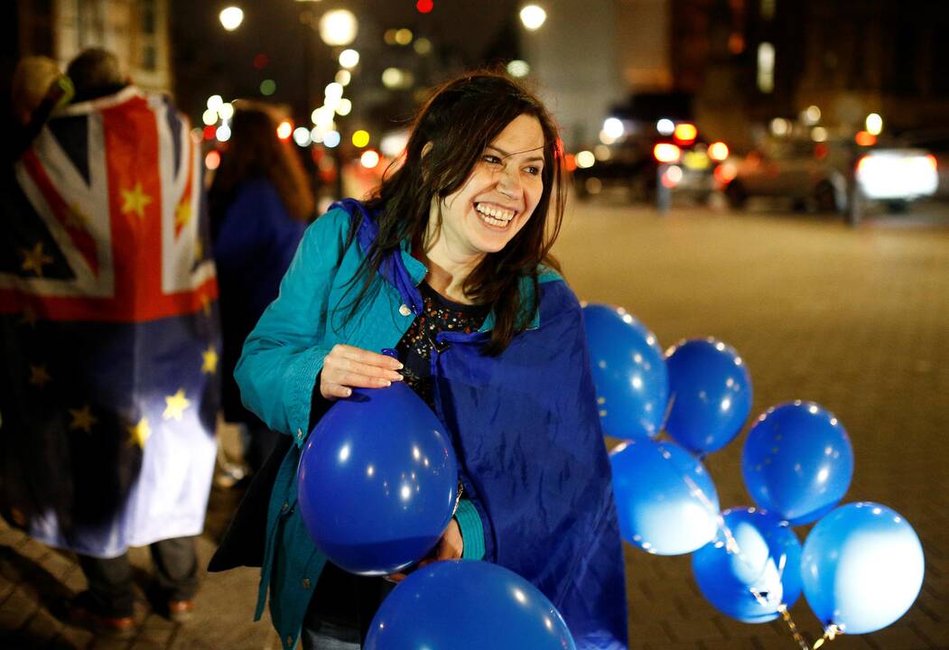 Britų parlamentas atmetė „Brexit“ sutartį