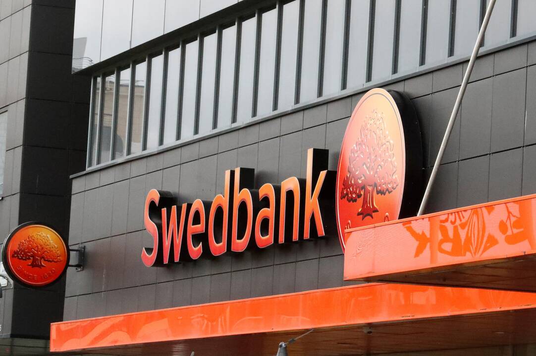 Švedijos finansų inspekcija pradėjo tyrimą dėl „Swedbank“: gresia solidi bauda