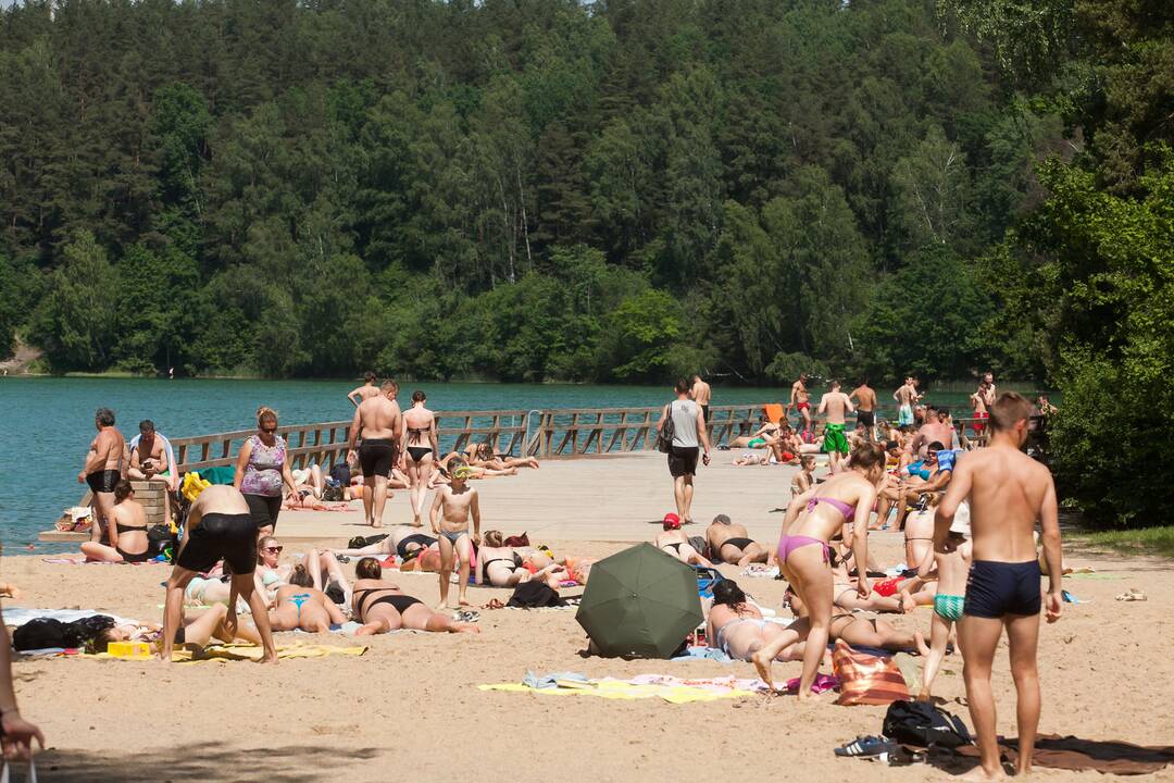 Vanduo kai kuriose maudyklose ir rekreacinėse zonose neatitinka higienos normos