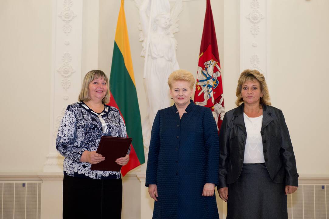 Prezidentė įteikė Žūvančiųjų gelbėjimo kryžius