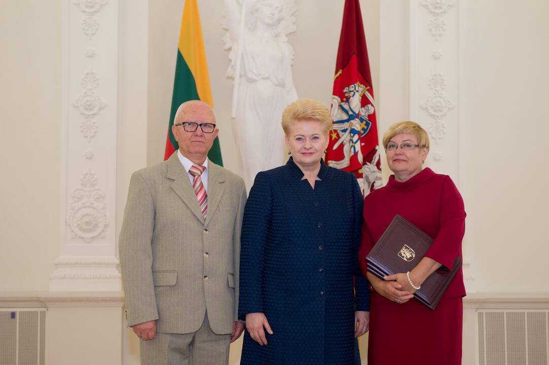 Prezidentė įteikė Žūvančiųjų gelbėjimo kryžius