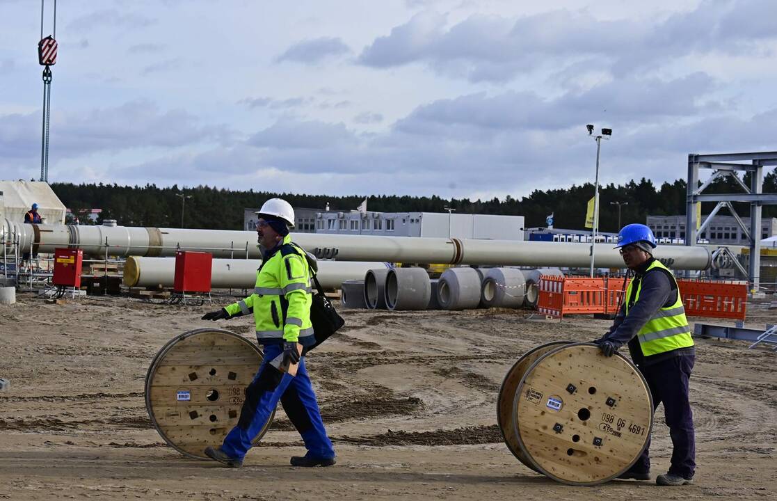Priimtos ES dujų direktyvos pataisos apsunkins „Nord Stream 2“ įgyvendinimą?