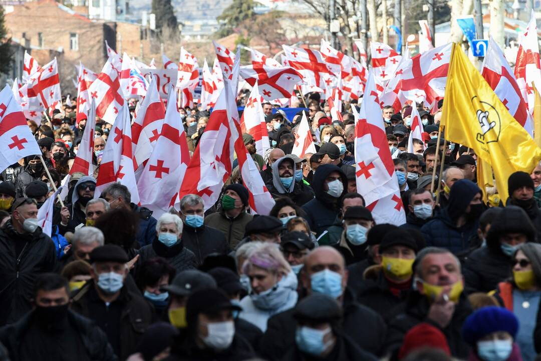 Sakartvele tęsiasi protestai prieš opozicijos lyderio areštą