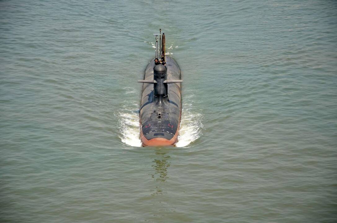 Portugalų povandeninis laivas pateko į prancūzų žvejų tinklus