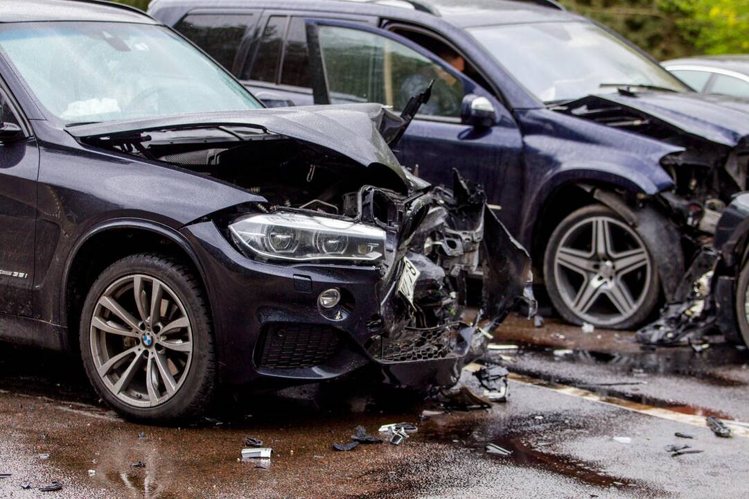 Trijų automobilių avarija Kauno rajone
