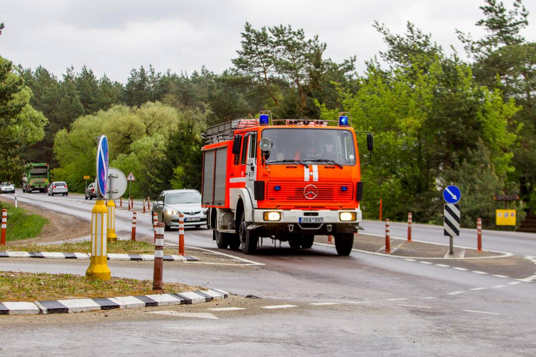 Trijų automobilių avarija Kauno rajone