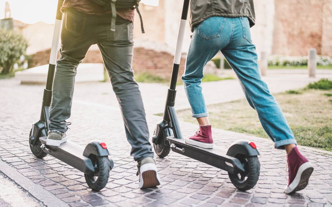 Stokholmas tapo dar viena sostine, įvedusia ribojimus elektriniams paspirtukams