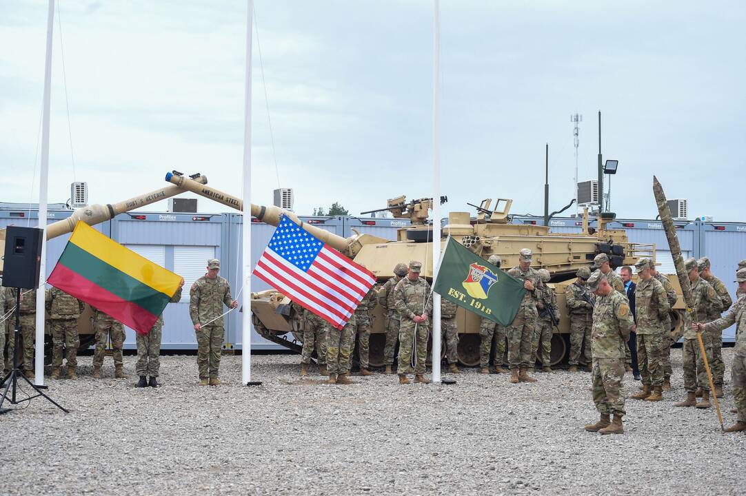 Pabradėje atidaryta karinė stovykla amerikiečiams
